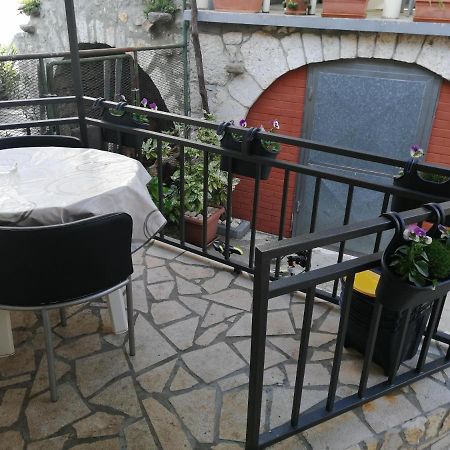 Appartement Centar Njivice Extérieur photo